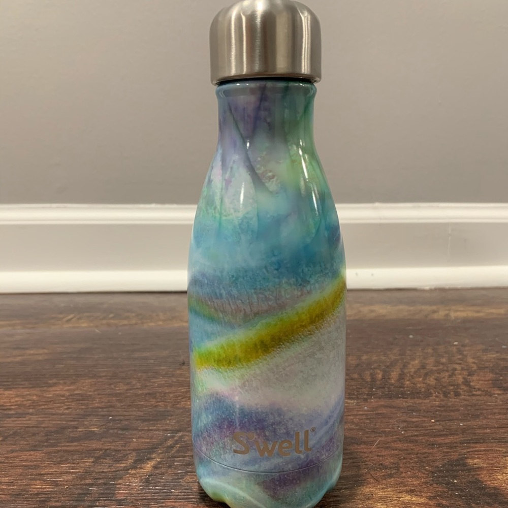 Small Swell Water Bottle